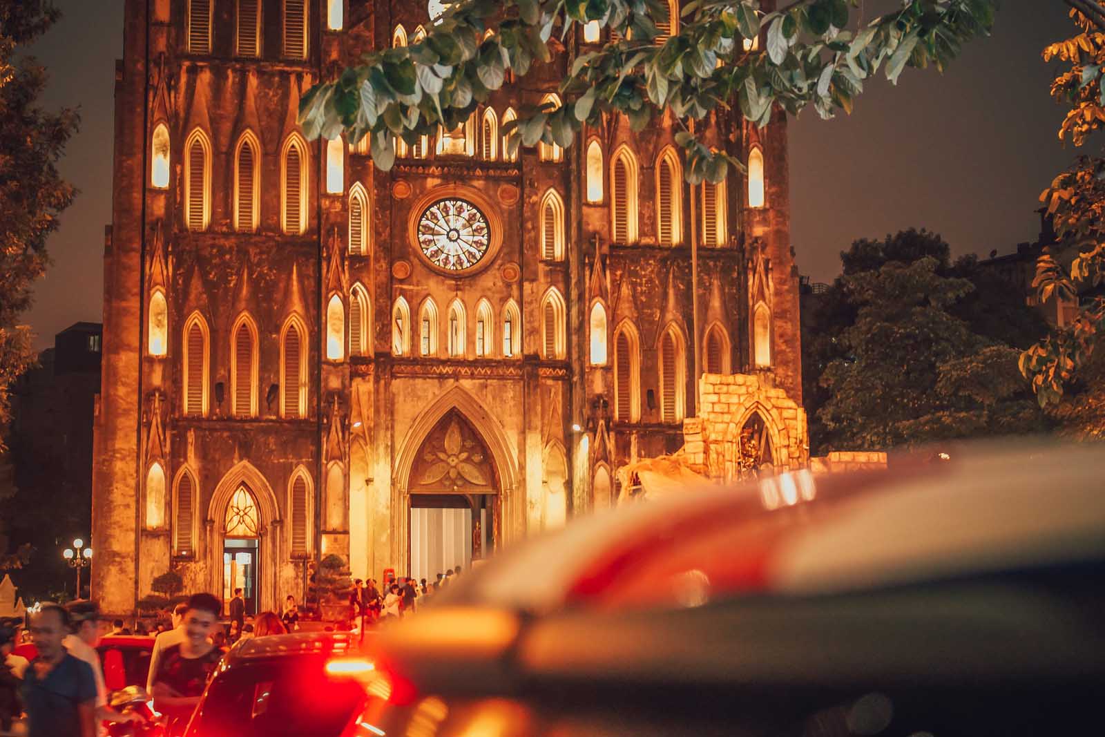 Things ot do in Hanoi St. Joseph's Cathedral